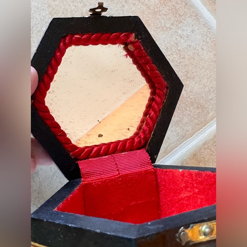 Inlay Marquetry Vintage Hexagonal Trinket Box✨ - Picture 10 of 12